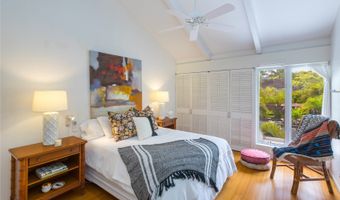 445 Kawailoa Rd 4, Kailua, HI 96734