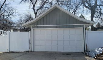 2 8th Ave, Minot, ND 58701