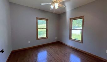 316 S Glass Rd, De Soto, WI 54624