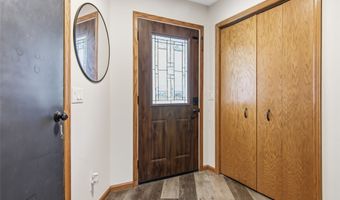 511 S Beach Dr, Altoona, WI 54720