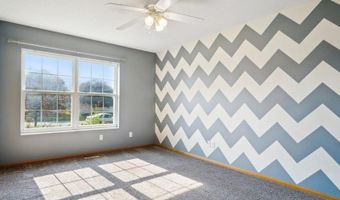 1415 Deerfield Dr, North Liberty, IA 52317