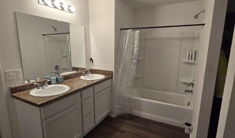 4033 Kings River Trl, Bauxite, AR 72011