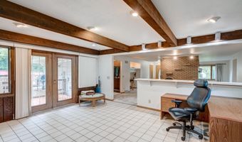 5241 Dommers Dr, Fitchburg, WI 53711