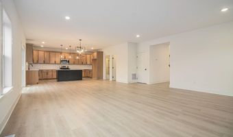 7946 Snow View Dr SE, Alto, MI 49302