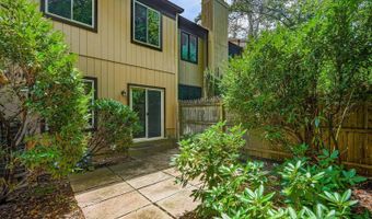 10704 MUIRFIELD Dr, Potomac, MD 20854