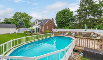 984 Cleveland Ave, Amherst, OH 44001