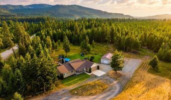 16 Hadley Ln, Blanchard, ID 83804