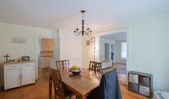 235 E Saint Clair St, Almont, MI 48003