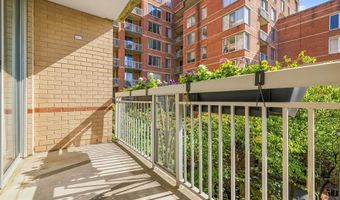 1020 N HIGHLAND St 524, Arlington, VA 22201