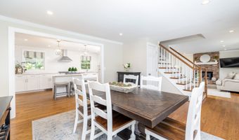 33 Lufkin Ln, Bristol, CT 06010