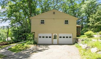 21 Cherokee Rd, Acton, MA 01720