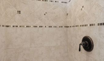 6404 Meadow Hills St NE, Albuquerque, NM 87111