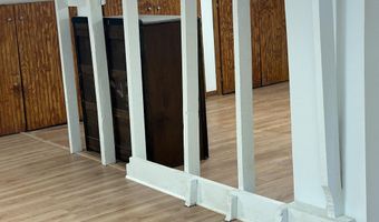 911 Pine St, Atlantic, IA 50022