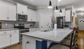 973 Deepwood Ct, Boiling Springs, SC 29316