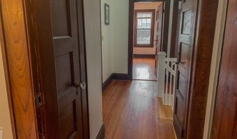 26 Stoehrs Pl, Bridgeport, CT 06606
