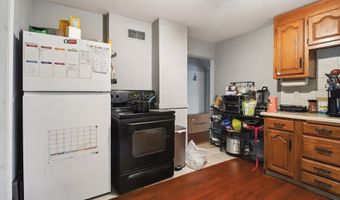 32 Williams St, Bristol, CT 06010