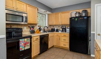 67 Cedar Tree Dr, Alloway, NJ 07422