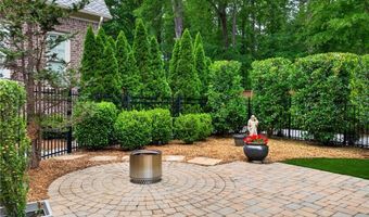 4221 Dogwood Bend Ter, Berkeley Lake, GA 30096