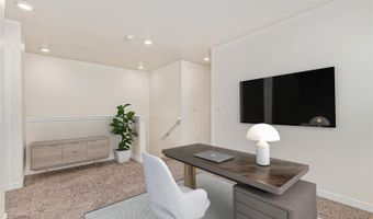 21821 E 7th Ave, Aurora, CO 80018