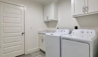 40 Eriboll Ln, Bella Vista, AR 72715