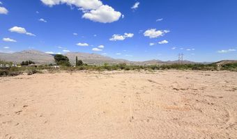 8 Independence Dr, Caballo, NM 87942