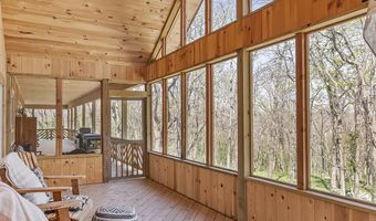 4978 S 11th Rd, Aldrich, MO 65601