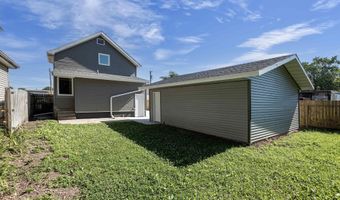 1315 W SUMMER St, Appleton, WI 54914