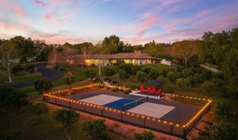 8 Country Glen Rd, Fallbrook, CA 92028