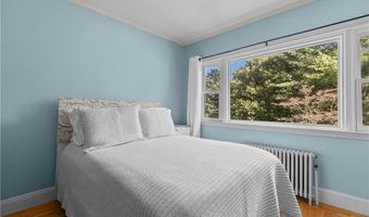 46 CHASTELLUX Ave M6, Newport, RI 02840