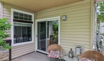 15130 SW MALLARD Dr 102, Beaverton, OR 97007