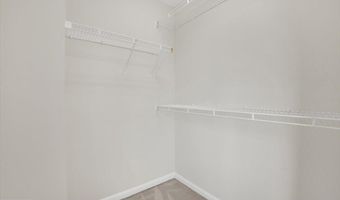 5995- B TERRAPIN Pl 301, Alexandria, VA 22310