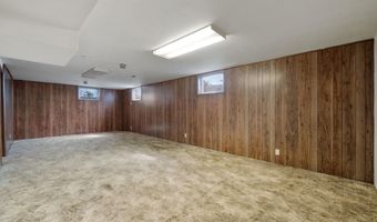 810 CAHILL Dr, Cheyenne, WY 82001