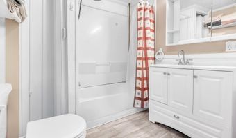 830 Atlantic City Blvd, Bayville, NJ 08721