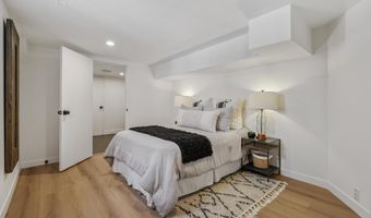 547 Central Ave, Alameda, CA 94501