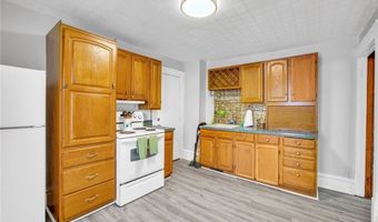 673 Sumner St, Akron, OH 44311