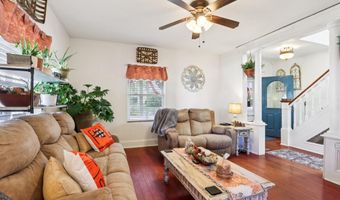 2 CRESTON Ave, Audubon, NJ 08106