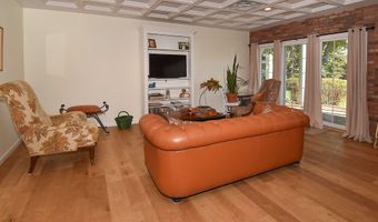 4 Lower Heatherwood, Cromwell, CT 06416