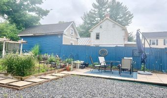 33 S MAIN St, Boonsboro, MD 21713