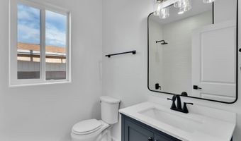 236 Sunrise Bluffs Dr, Belen, NM 87002