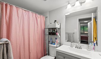 6301 STEVENSON Ave 114, Alexandria, VA 22304