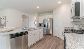 2095 Marietta Cir Plan: ELLE, Ash, NC 28420