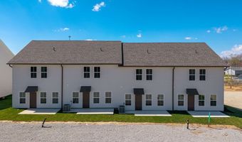 338 Legends Cir, Baxter, TN 38544