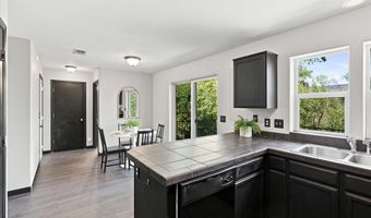 150 Crocker St, Ashland, OR 97520