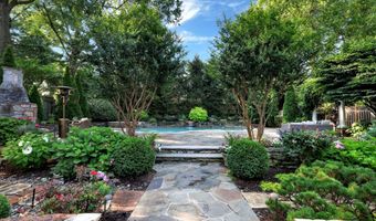 5606 WILSON Ln, Bethesda, MD 20814