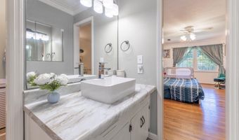 910 CHEROKEE Trl, Anniston, AL 36206