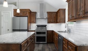 1917 N 153rd Ter, Basehor, KS 66007
