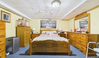 26 Pershing Ave, Acushnet, MA 02743