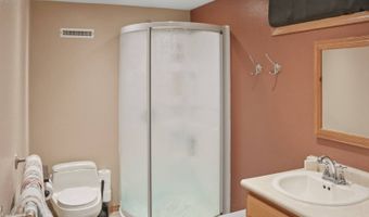 738 W Park St, Albion, NE 68620
