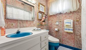 2730 W CHEW St, Allentown, PA 18104