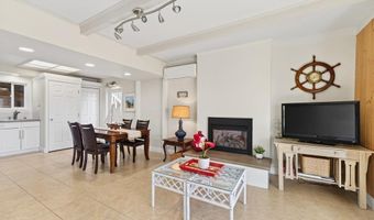 619 Beach Dr, Aptos, CA 95003